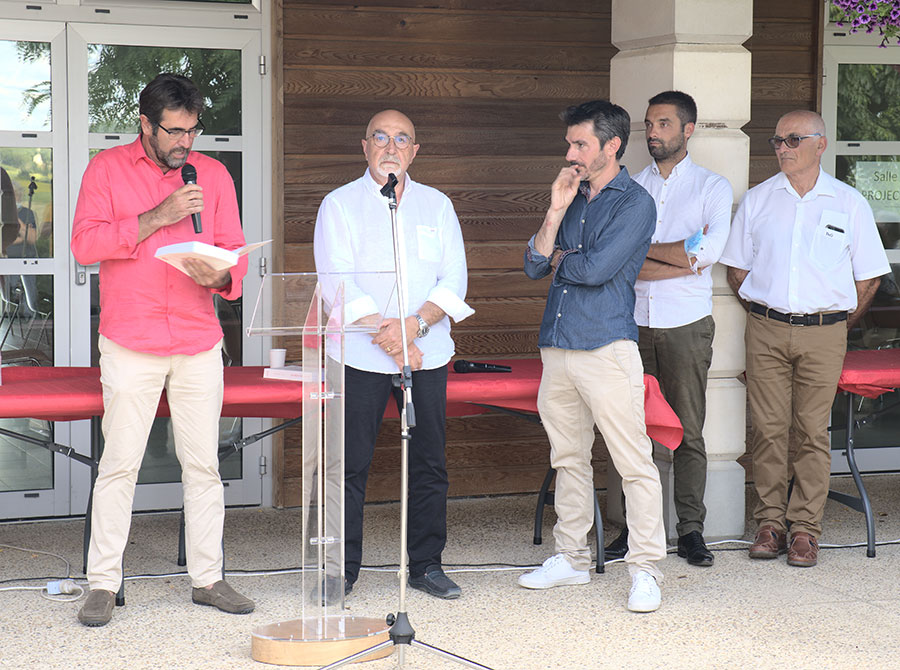 photo prise le 24 juillet 2021 lors de l'inauguration du livre 